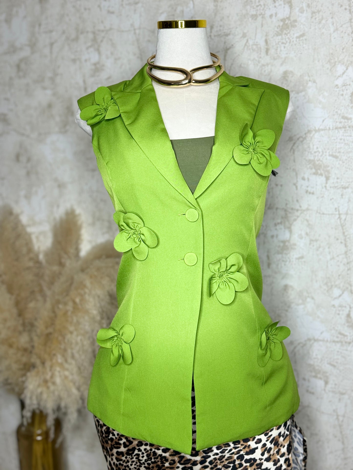 Fitted green Vest