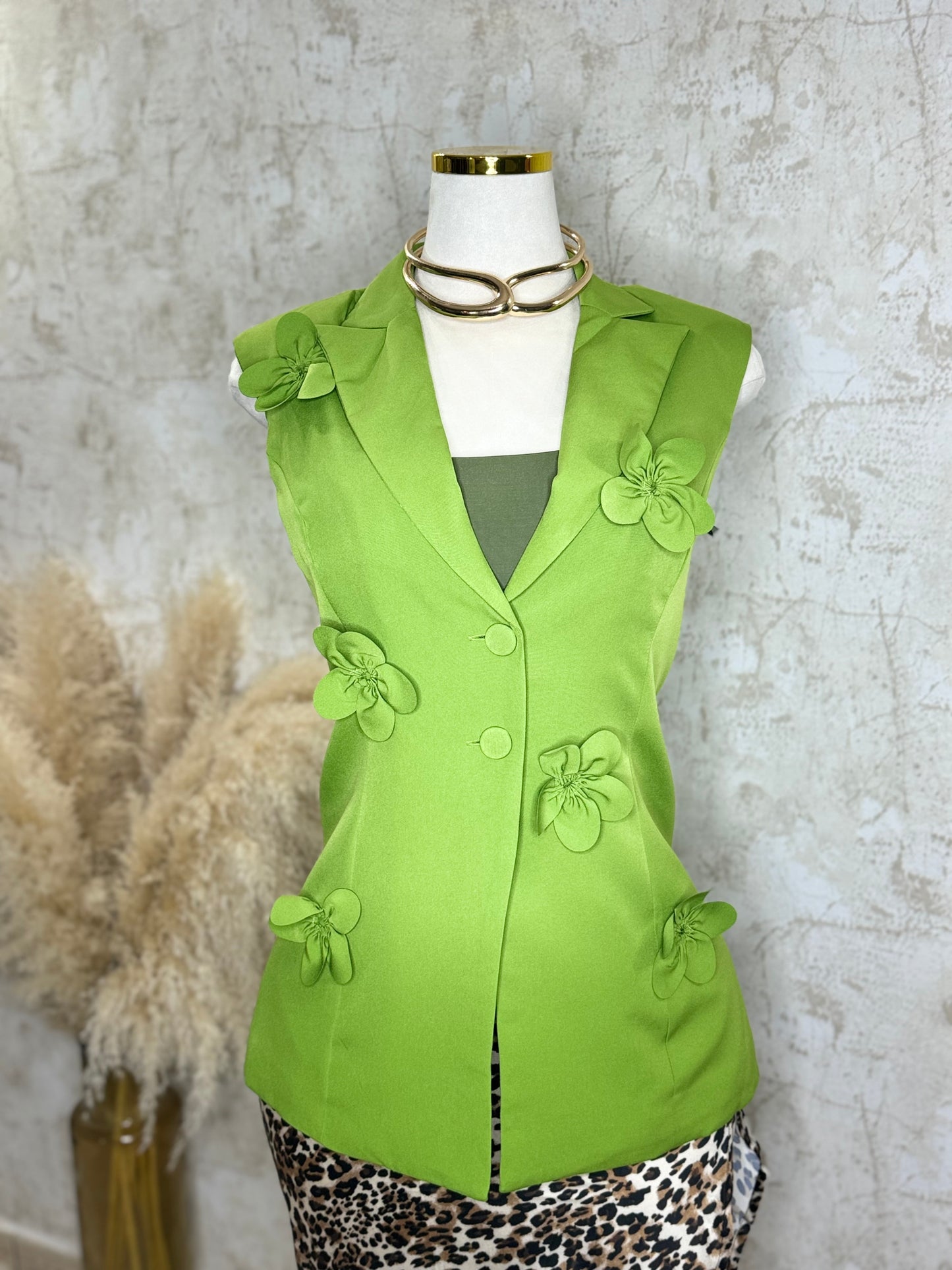 Fitted green Vest