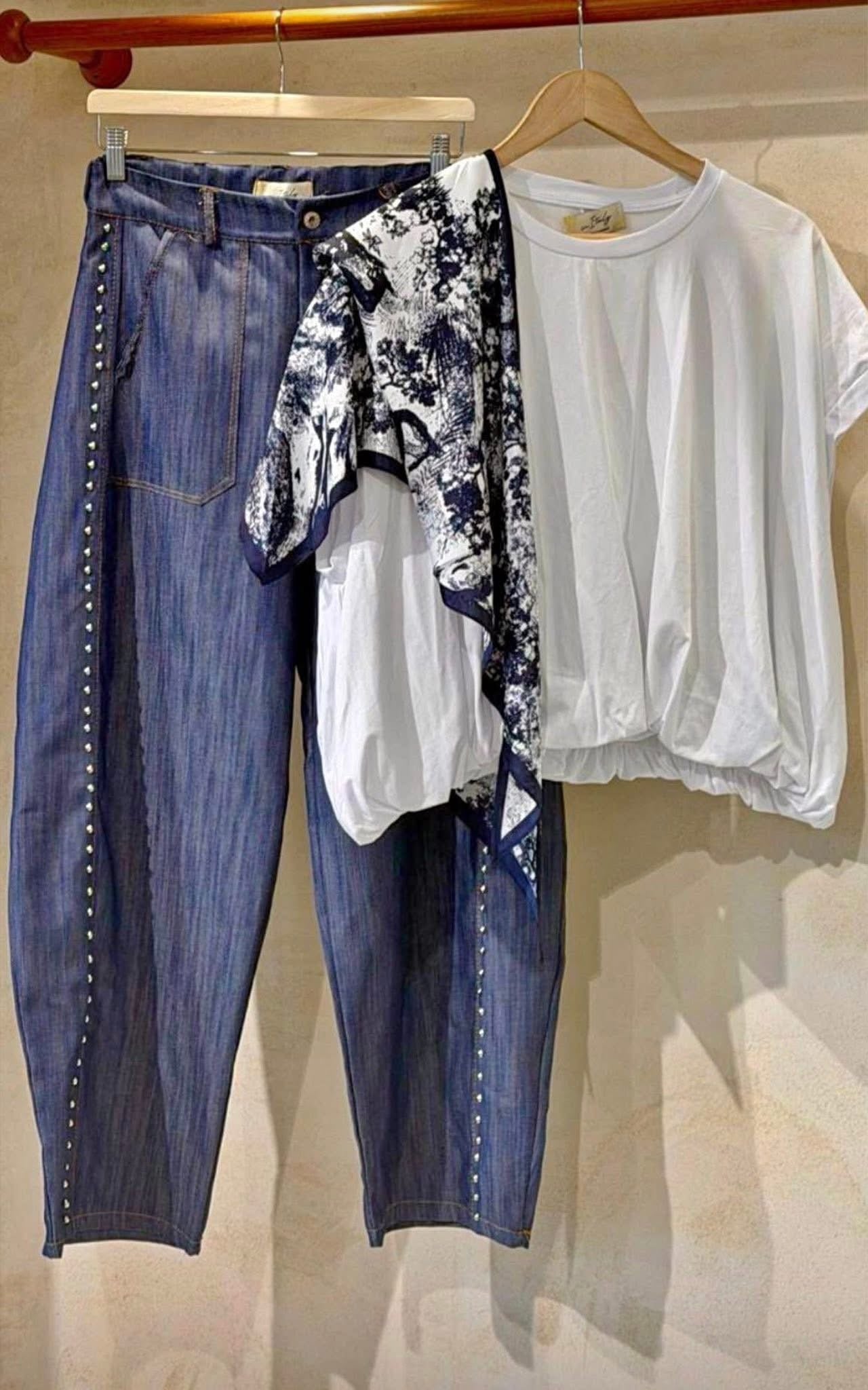 Denim tachas italiano