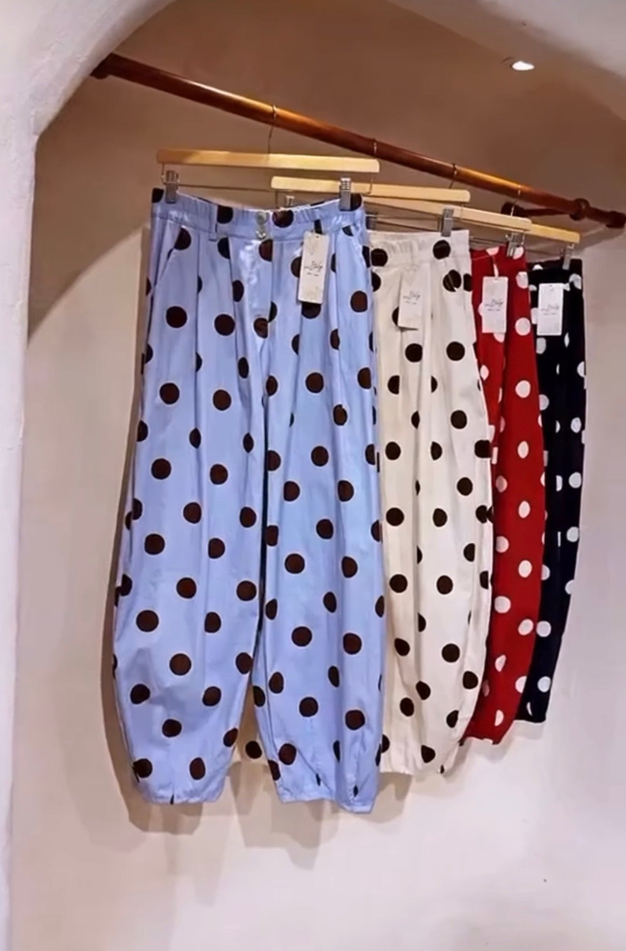 Polka dots pants